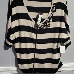 Nwt Gorgeous top Monari sz 10 Cardigan make offer